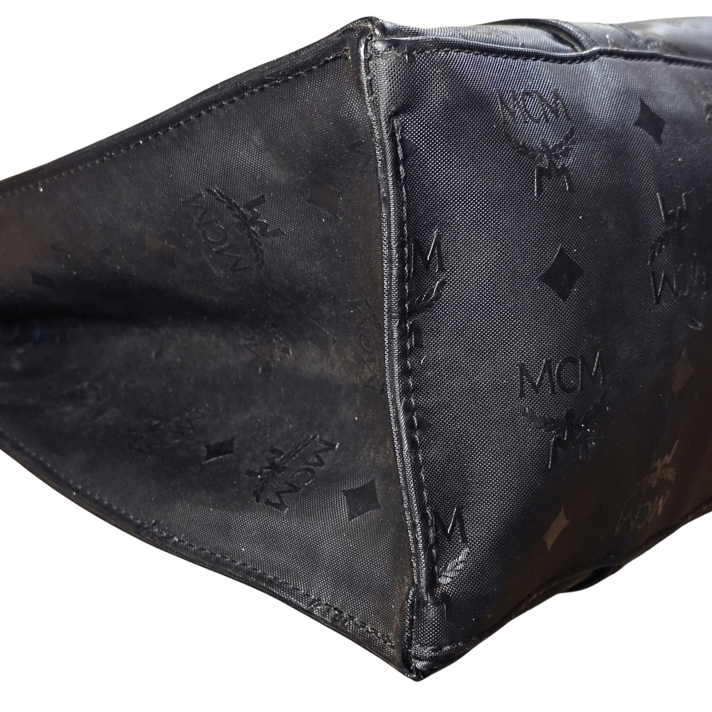 MCM TOTE - Picture 7 of 16